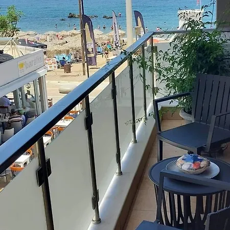 Rika's Seaside *