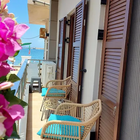 Rika's Seaside * Chania (Crete)