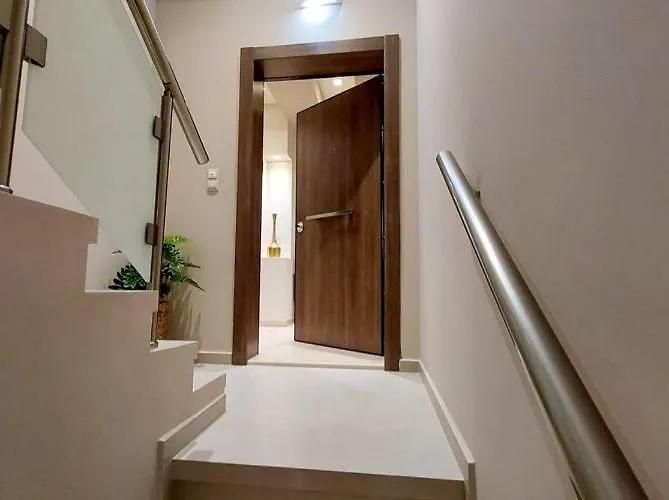 Rika's Seaside 아파트 하니아